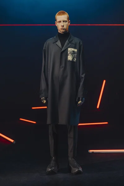 Look 23